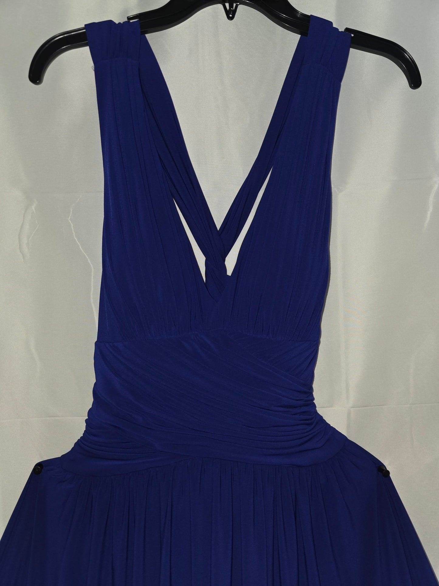 Slightly worn Elegant Royal Blue Deep V - Neck Formal Gown in size 6 - All Seasons Curves