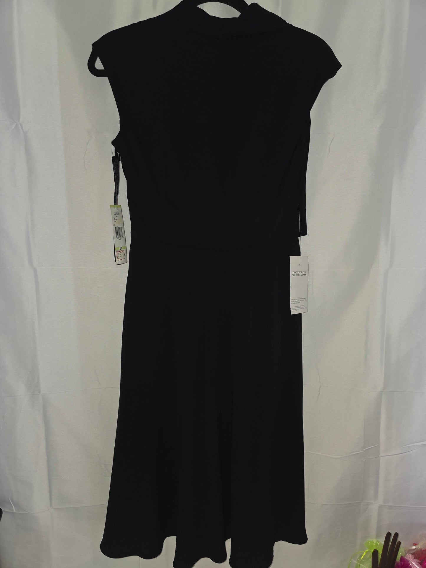 Brand New Jones New York Jones New Draped Faux - Wrap A - Line Midi Dress in Petite size 4P - All Seasons Curves