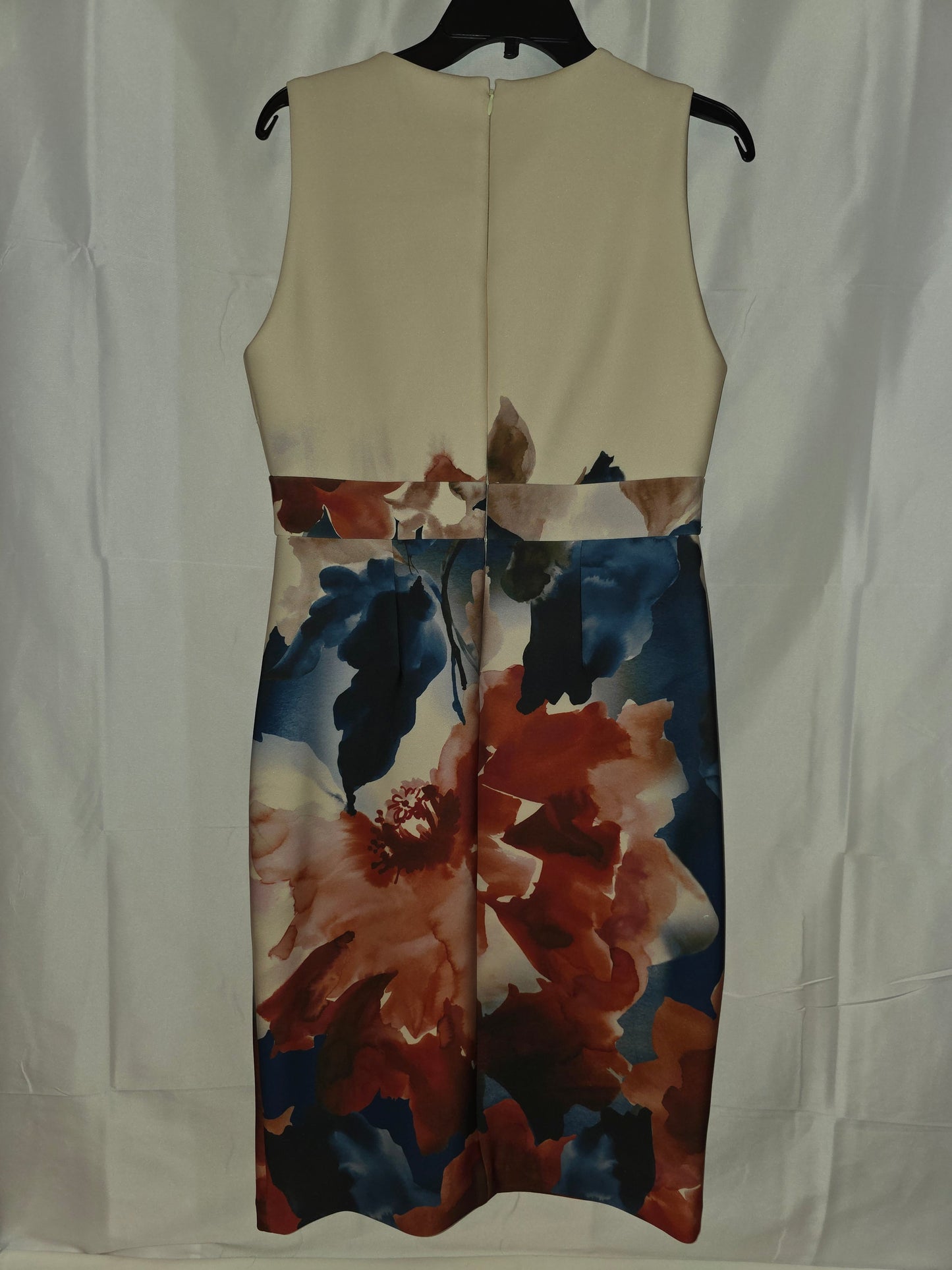 Donna Karan New York Cream & Red/Blue Floral Sleeveless Sheath Dress Size 10 - All Seasons Curves