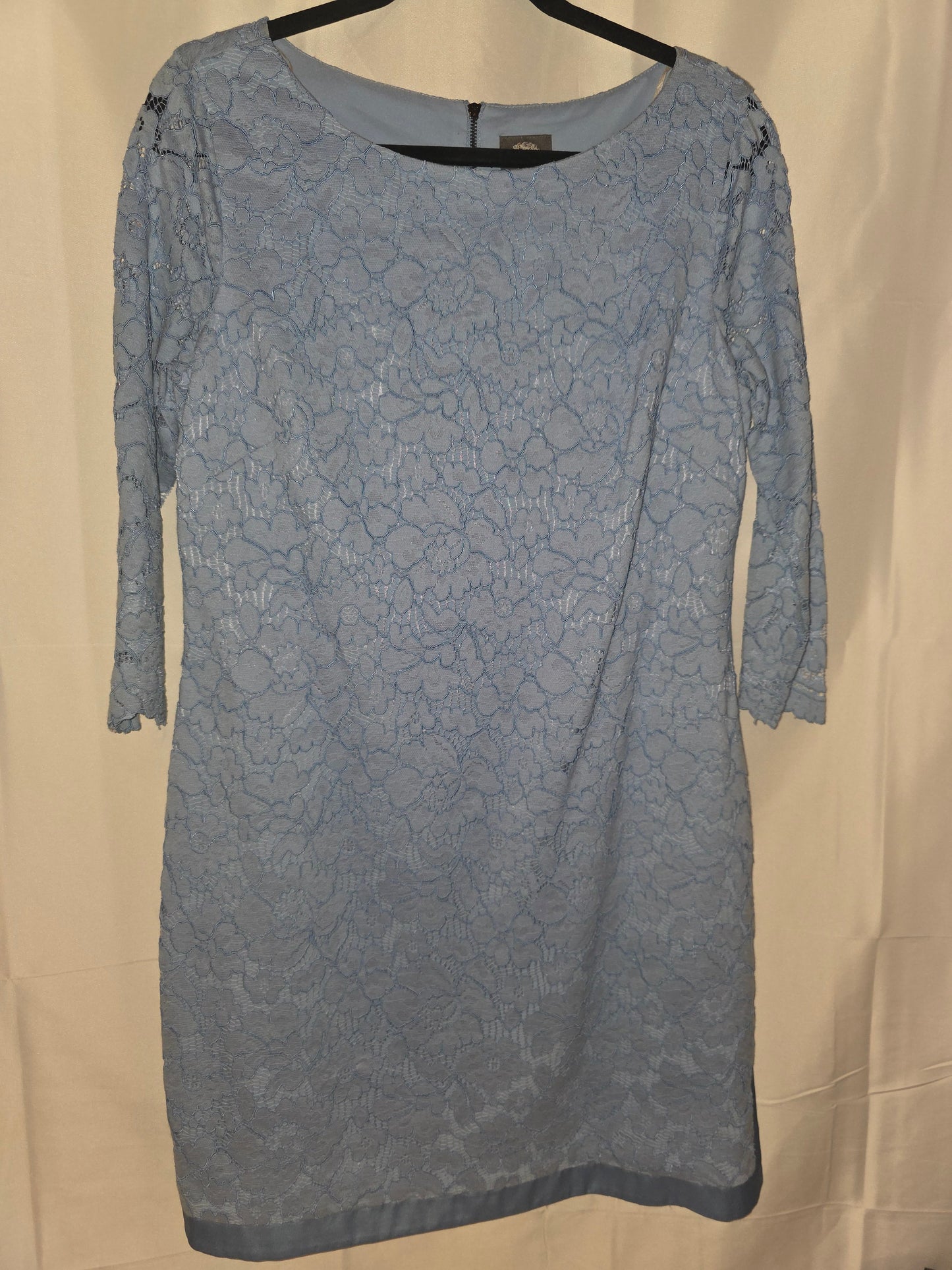 Slightly used Vince Camuto Light Blue Floral Lace Sheath Dress size 12 - All Seasons Curves