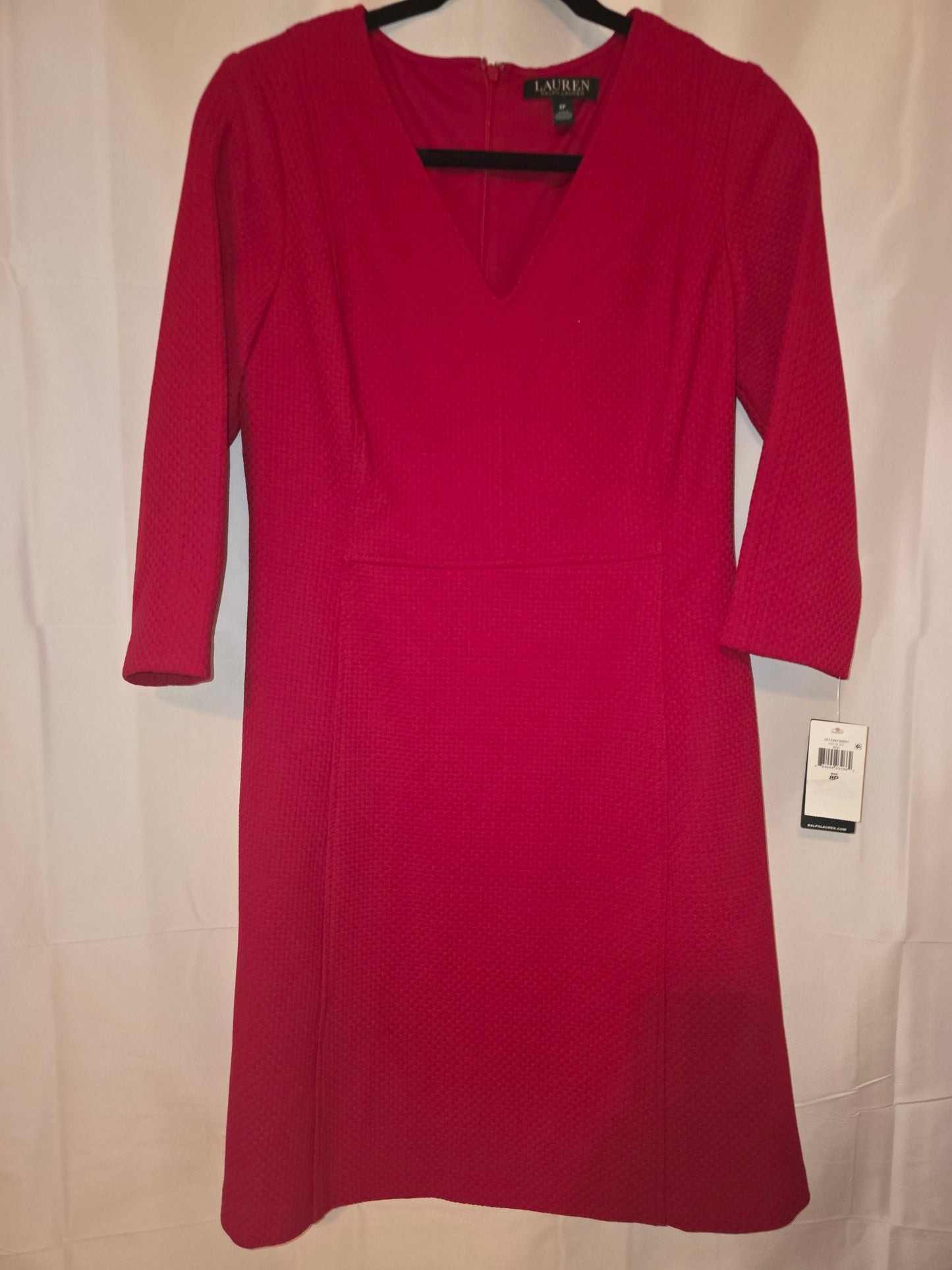 NWT LAUREN Ralph Lauren Red Textured Jacquard V - Neck Fit & Flare Dress Size 8P - All Seasons Curves