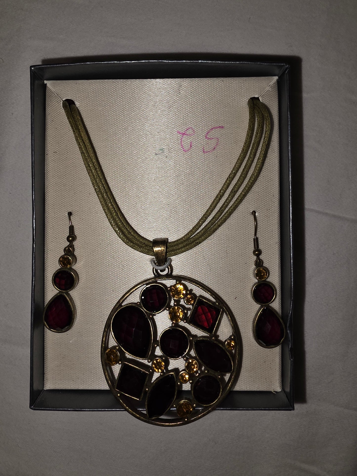 Chic Multi - Stone Statement Jewelry Set - All Seasons Curves