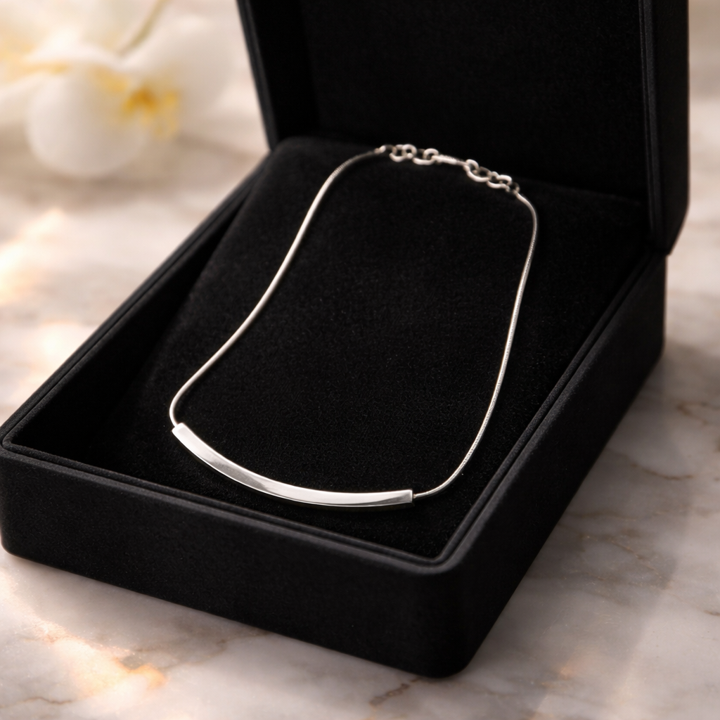 The "Amaryllis" Minimalist Curved Bar Necklace in Sterling Silver