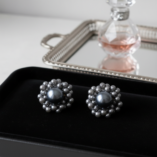 Timeless Texture: Vintage Grey Pearl Cluster Clip-On Earrings
