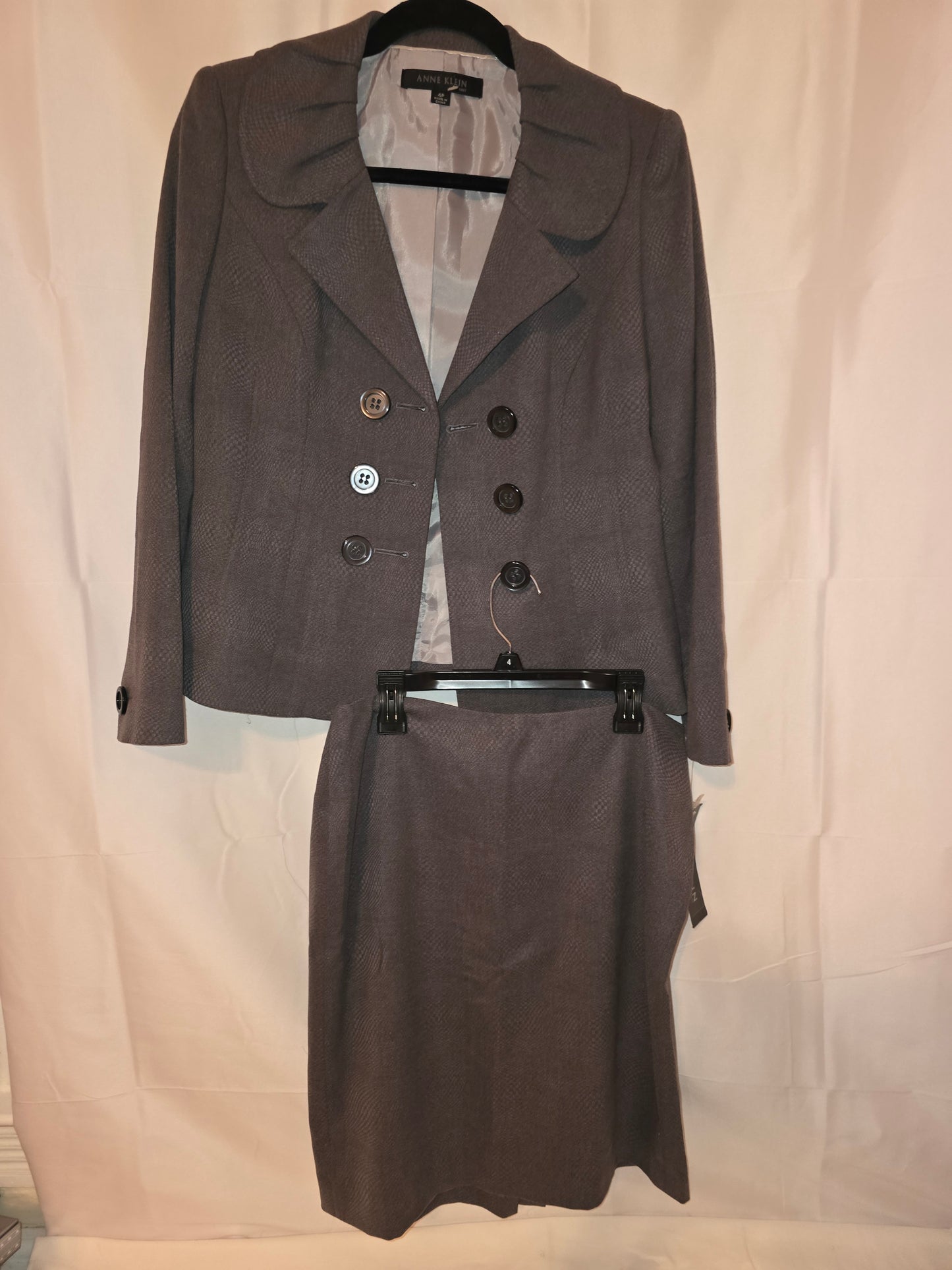 NWT The Anne Klein Classic Cropped Wool-Blend Peacoat-Style Blazer Size 4P