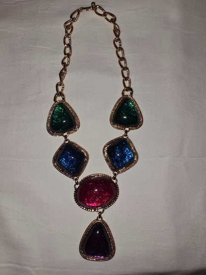 Iconic Statement Necklace - All Seasons Curves