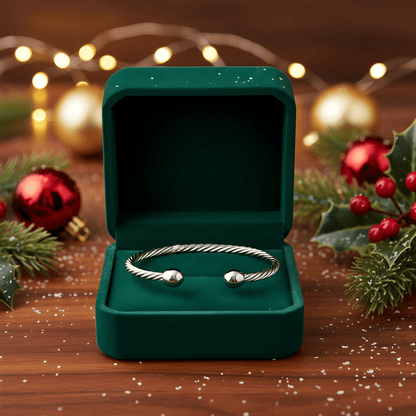 A classic, timeless twisted cable design bangle - All Seasons Curves