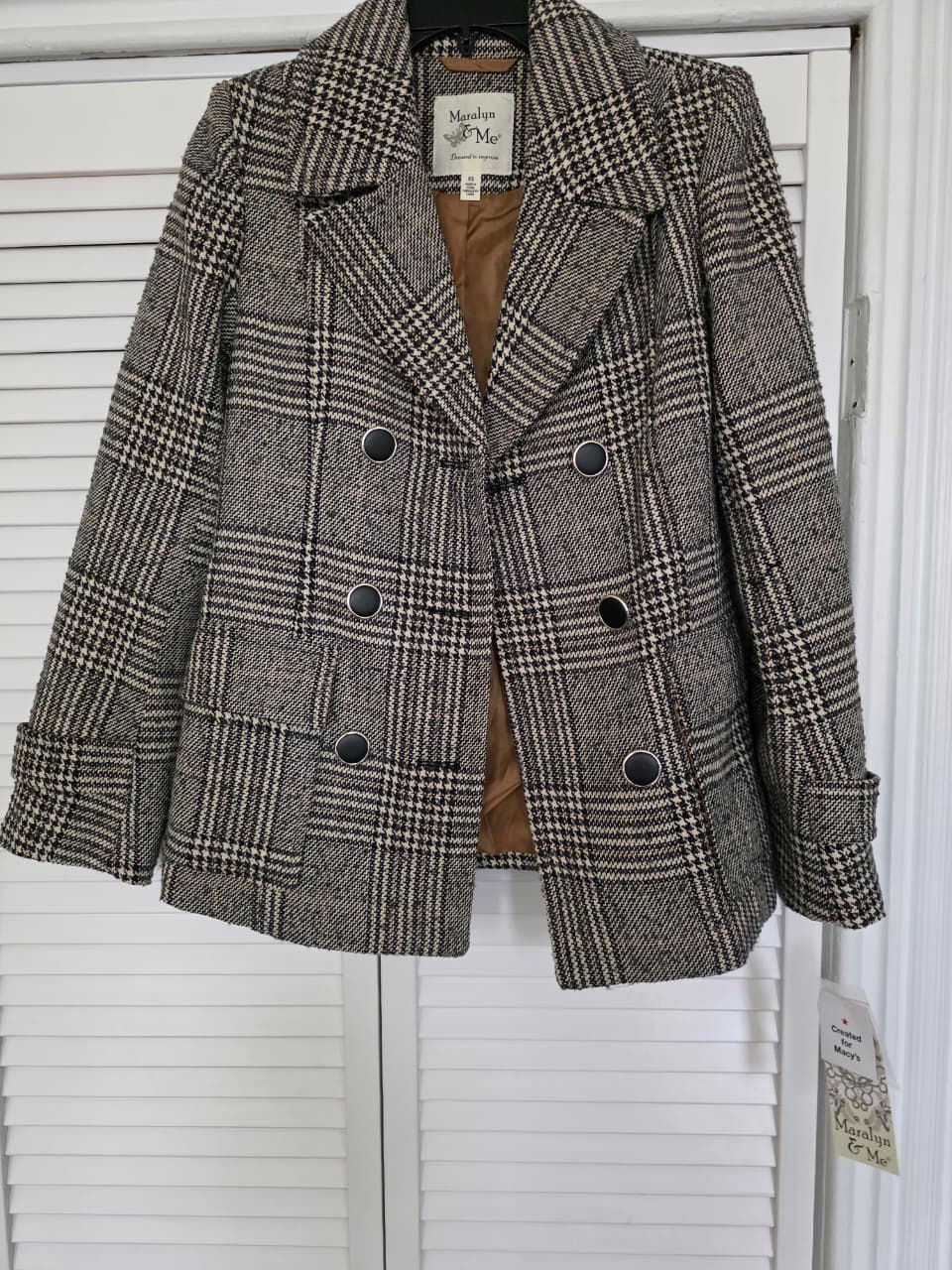 Chic Maralyn & Me plaid peacoat. - All Seasons Curves